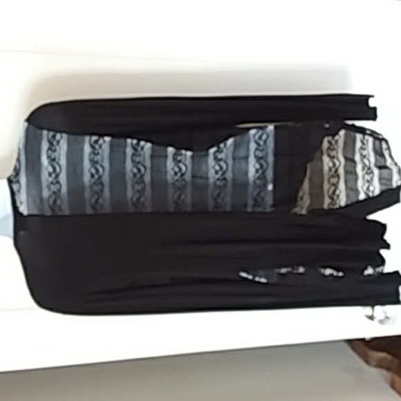 Toshi vneck button up cardigan - Picture 3 of 6